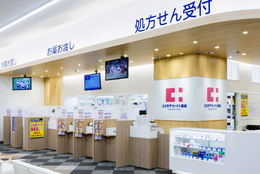 ドラッグストア再編 なぜココカラ 3つのポイント 日本経済新聞