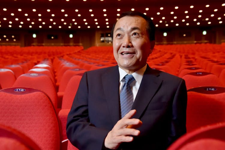 トップスターと膝詰め 宝塚歌劇 過去最高動員への道 Nikkei Style トップスターと膝詰め 宝塚歌劇 過去最高動員への道 Nikkei Style