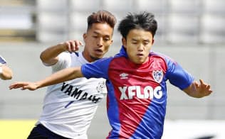 FC東京の攻撃をカラフルにする久保建はチームの中で大きな存在になっている=共同 FC東京の攻撃をカラフルにする久保建はチームの中で大きな存在になっている=共同