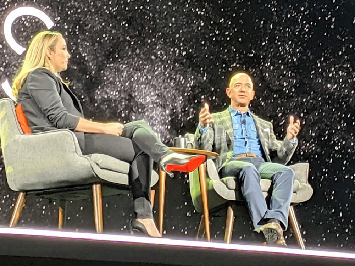 アマゾンceo 宇宙の次世代インフラ目指す 日本経済新聞 アマゾンceo 宇宙の次世代インフラ目指す 日本経済新聞