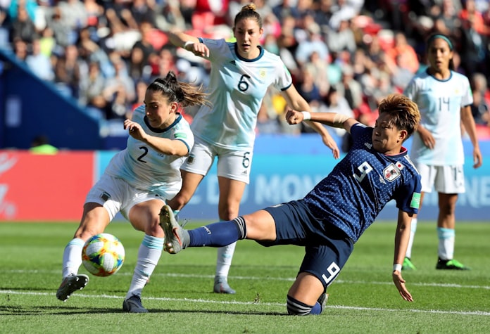 なでしこ 引き分け発進 女子サッカーw杯 日本経済新聞 なでしこ 引き分け発進 女子サッカーw杯 日本経済新聞