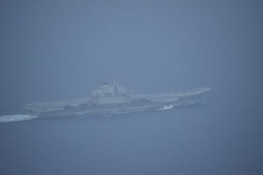 中国の空母「遼寧」の宮古海峡通過は3回目＝防衛省提供