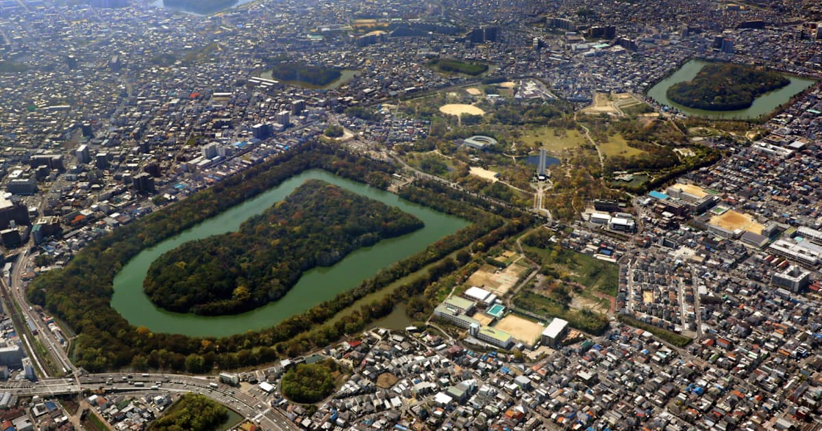 天皇陵の素顔 下 誰が被葬者か 続く議論 日本経済新聞 天皇陵の素顔 下 誰が被葬者か 続く議論 日本経済新聞