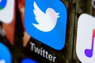 ツイッター上ではイランの関与が疑われる不正アカウントの削除件数が増加している=AP ツイッター上ではイランの関与が疑われる不正アカウントの削除件数が増加している=AP