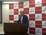 記者会見で説明する東海カーボンの長坂一社長(17日、東京・港) 記者会見で説明する東海カーボンの長坂一社長(17日、東京・港)