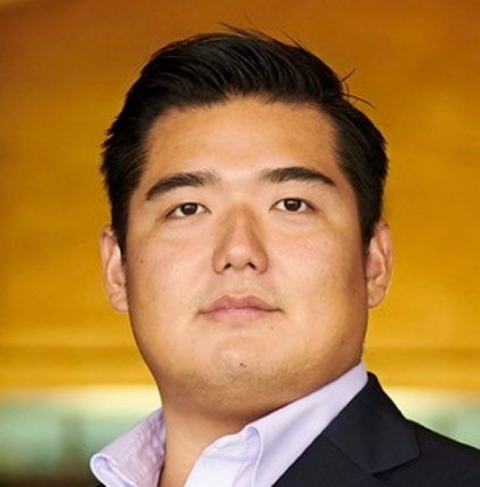 カラカミ観光社長に唐神耶真人氏 日本経済新聞