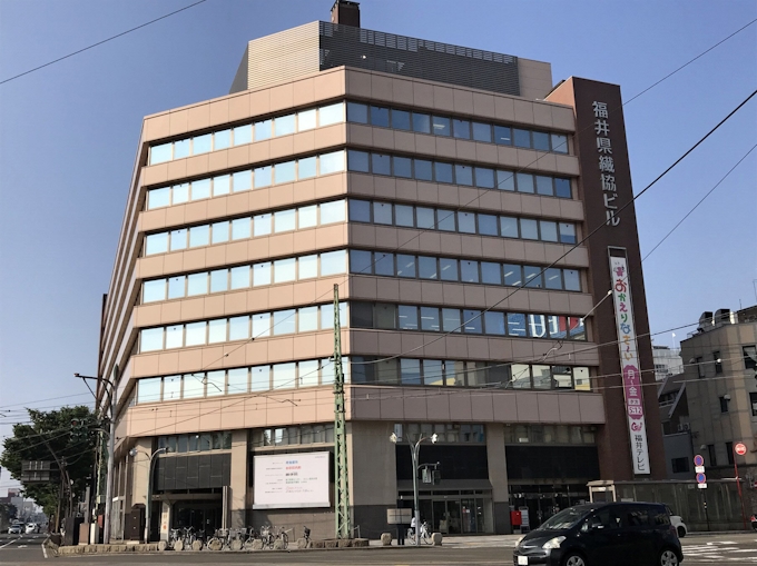 福井 繊協ビル建て替え後 跡地にホテル建設 日本経済新聞