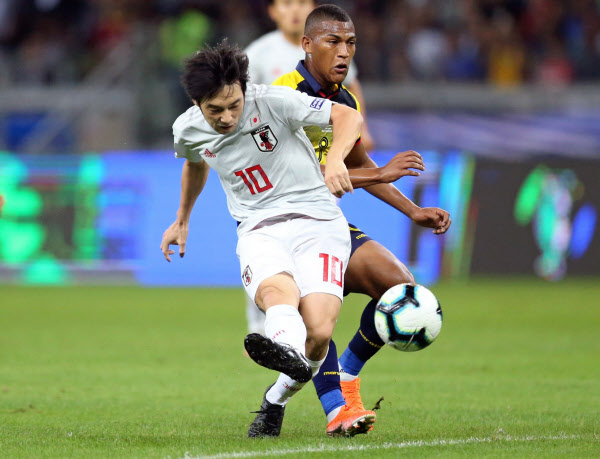 日本は8強逃す サッカー南米選手権 エクアドルと引き分け 日本経済新聞