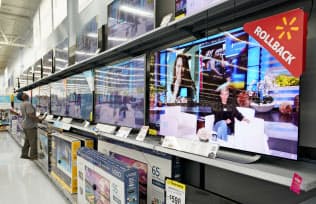 6月上旬の貿易摩擦の激化を受け、米消費者信頼感指数は大きく低下した=AP 6月上旬の貿易摩擦の激化を受け、米消費者信頼感指数は大きく低下した=AP