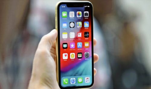 USTRは対中関税第4弾について、スマートフォンやノートパソコン、玩具など特定品目の発動を12月15日に先送りすると発表した=AP