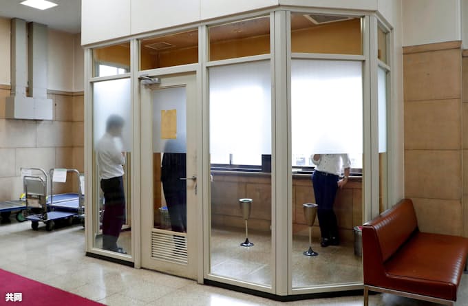 全面禁煙 2省10都府県のみ 大半が屋外喫煙所設置 日本経済新聞