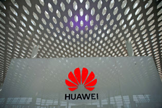 ファーウェイの複数の従業員が、無線通信など少なくとも10件の研究で中国軍に協力していたとされる=ロイター ファーウェイの複数の従業員が、無線通信など少なくとも10件の研究で中国軍に協力していたとされる=ロイター