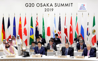 G20大阪サミットの首脳宣言は、貿易戦争の打開策に踏み込めなかった=ロイター G20大阪サミットの首脳宣言は、貿易戦争の打開策に踏み込めなかった=ロイター