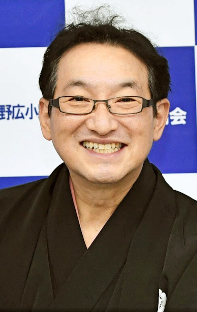 春風亭昇太さん結婚へ 独身 キャラクター 日本経済新聞
