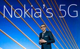 ノキアのスリCEOはファーウェイ排除の動きに対し、通信機器業界全体が巻き添えになりかねないと懸念を示した=ロイター ノキアのスリCEOはファーウェイ排除の動きに対し、通信機器業界全体が巻き添えになりかねないと懸念を示した=ロイター