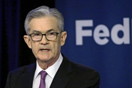 FRBのパウエル議長は10~11日、上下両院の委員会で議会証言に臨む=AP