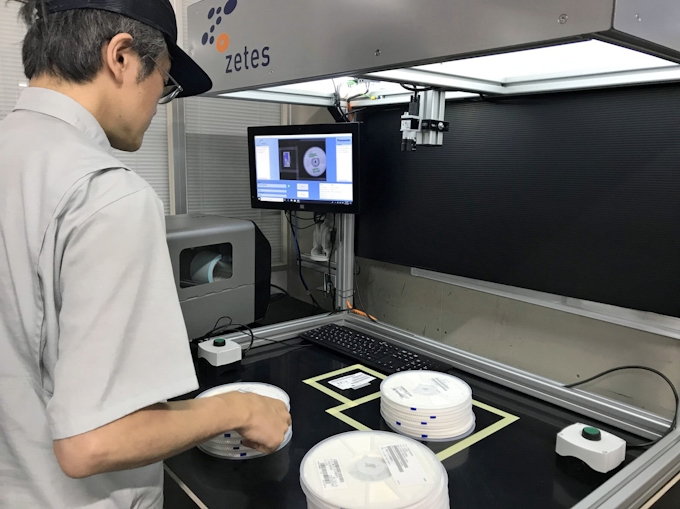 パナソニック 神戸のpc工場を公開 生産工程を省人化 日本経済新聞