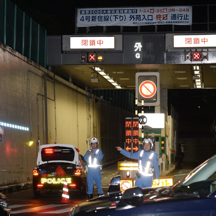 普段と違う首都高に困惑 交通規制ドキュメント 日本経済新聞 普段と違う首都高に困惑 交通規制ドキュメント 日本経済新聞