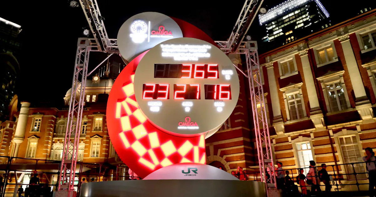 五輪へカウントダウン Jr東京駅前に巨大時計 日本経済新聞 五輪へカウントダウン Jr東京駅前に巨大時計 日本経済新聞