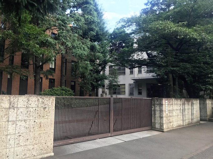 慶応義塾が小中高の学費を値上げ 年度から 日本経済新聞