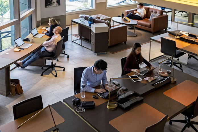 Ft 語られざるフリーアドレス制の地獄 日本経済新聞 Ft 語られざるフリーアドレス制の地獄 日本経済新聞