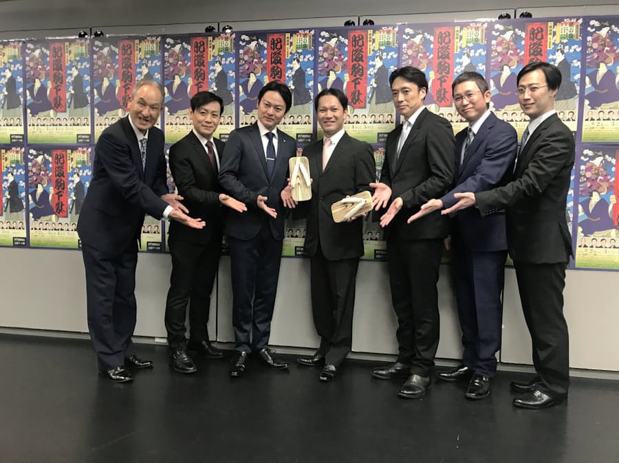 上方歌舞伎の若手が 肥後駒下駄 を復活上演 日本経済新聞
