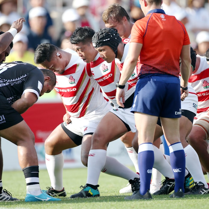 蹴らずに完勝 日本ラグビー 幅の広がり示す 日本経済新聞 蹴らずに完勝 日本ラグビー 幅の広がり示す 日本経済新聞