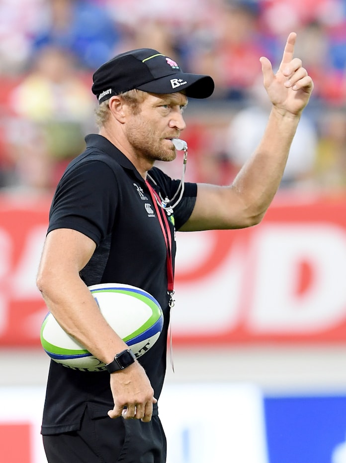 軍師 ブラウンと職人 長谷川 信頼厚き日本代表コーチ陣 日本経済新聞