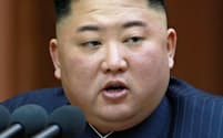 4月12日の最高人民会議で施政演説する金正恩委員長=朝鮮中央通信