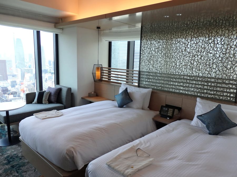 九州に外資系高級ホテル開業へ Jr九州 4社が候補に 日本経済新聞