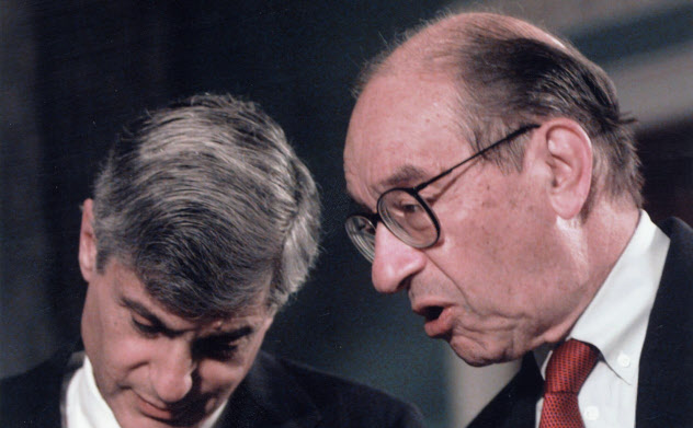 グリーンスパンFRB議長(右)はルービン米財務長官とともに1998年の危機対応にあたった=AP グリーンスパンFRB議長(右)はルービン米財務長官とともに1998年の危機対応にあたった=AP