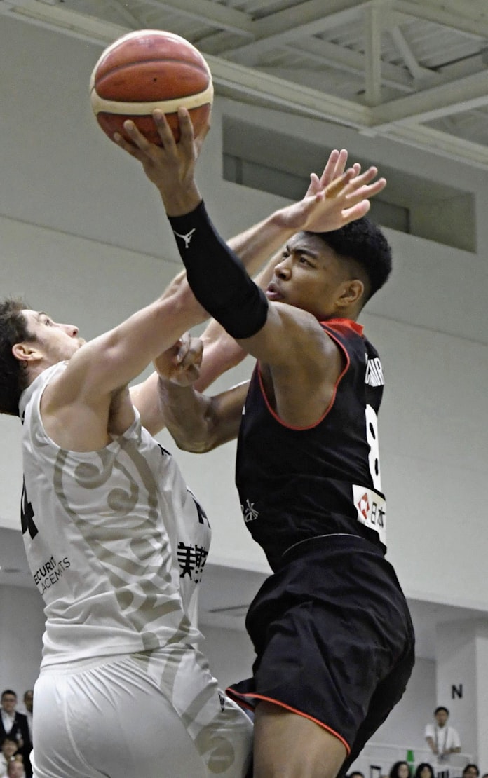 最強バスケ日本 ビッグ3 でw杯に挑む 日本経済新聞 最強バスケ日本 ビッグ3 でw杯に挑む 日本経済新聞