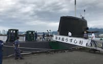 潜水艦うずしおの内部を特別公開した(23日、静岡市の清水港)