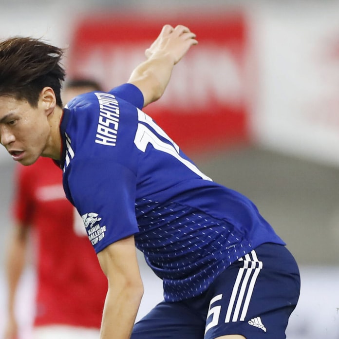 勝たせるボランチ 目標 Fc東京 橋本拳人 下 日本経済新聞 勝たせるボランチ 目標 Fc東京 橋本拳人 下 日本経済新聞