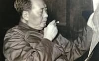 習近平主席には毛沢東と同じ「人民の領袖」という称号が大々的に使われ始めた（中国内の展示から）