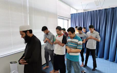 来れムスリム留学生 各地の大学が相次ぎ対策