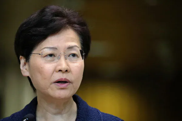 林鄭月娥・行政長官の非公開会合の発言が報じられた=ロイター