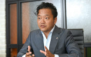 吉村英毅・エボラブルアジア社長