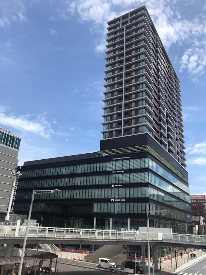 小倉駅直結の複合高層ビル竣工 周辺再開発に弾みも 日本経済新聞