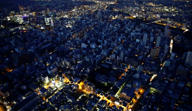 札幌市中心部も停電が長く続いた(2018年9月6日午後6時38分) 札幌市中心部も停電が長く続いた(2018年9月6日午後6時38分)