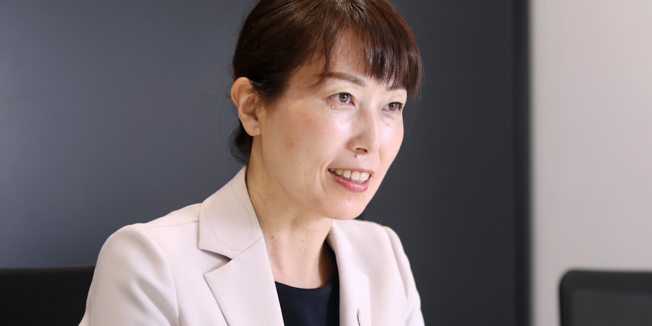 宇宙飛行士 山崎直子さん 元空挺隊員の父が質問攻め エンタメ Nikkei Style