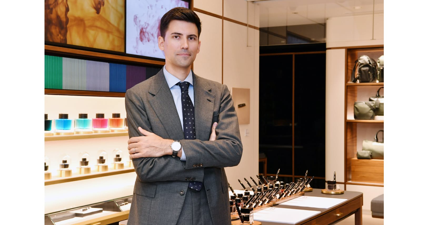 トートバッグ ビジネスでは違和感 欧州では女性的 Men S Fashion Nikkei Style