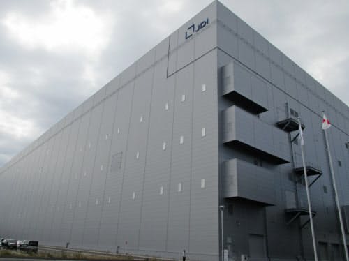 無期限の操業休止が決まったJDI白山工場(石川県白山市)