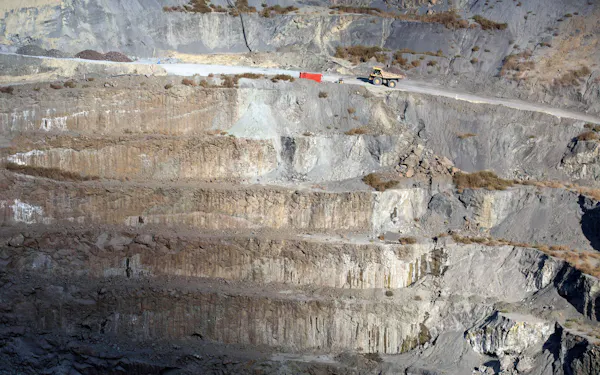 Ft Lex ダイヤモンド 供給過剰収束 大手の生産減で 日本経済新聞 Ft Lex ダイヤモンド 供給過剰収束 大手の生産減で 日本経済新聞