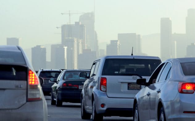 米司法省はカリフォルニア州の独自規制を受け入れた自動車メーカーを独禁法違反の容疑で調査している=ロイター 米司法省はカリフォルニア州の独自規制を受け入れた自動車メーカーを独禁法違反の容疑で調査している=ロイター
