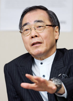 東海機構初代機構長に名大 松尾学長 日本経済新聞 東海機構初代機構長に名大 松尾学長 日本経済新聞
