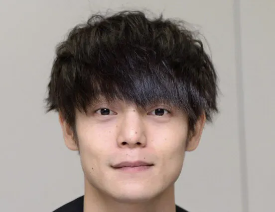 22最新 顔の歪みが酷い 左右非対称な 芸能人40選 歪みの原因は K Journal 22最新 顔の歪みが酷い 左右非対称な 芸能人40選 歪みの原因は K Journal