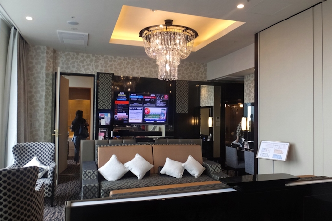 アパが2千室超のホテル 横浜最大規模 幅広く集客 日本経済新聞