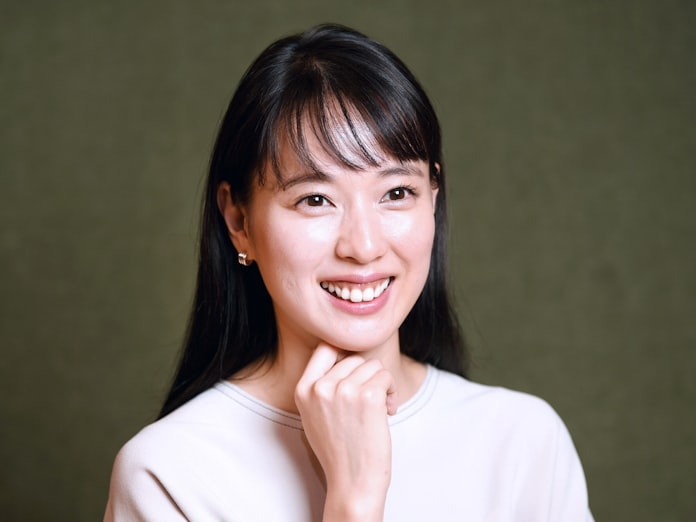 戸田恵梨香が朝ドラ主役 信楽焼の女性陶芸家演じる 日本経済新聞