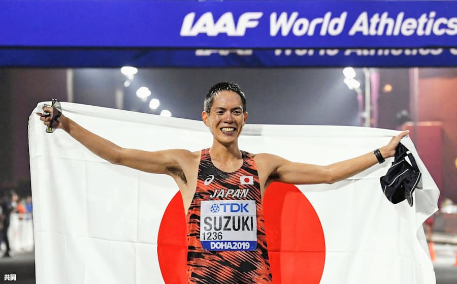 鈴木 50キロ競歩で世界陸上 金 五輪代表に 日本経済新聞